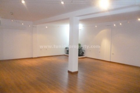 Villa till salu Torviscas, Tenerife, Spanien 4 sovrum, 690 kvm. Nr. 24291 - foto 29