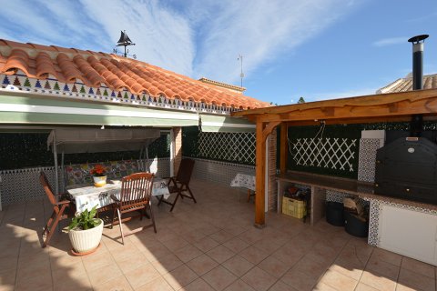 Villa till salu Cabo Roig, Alicante, Spanien 3 sovrum, 239 kvm. Nr. 19355 - foto 9