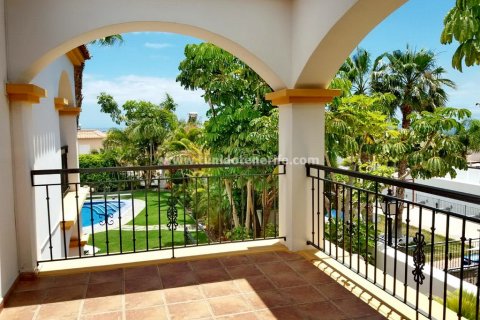 Villa till salu Torviscas, Tenerife, Spanien 5 sovrum, 512 kvm. Nr. 24517 - foto 5