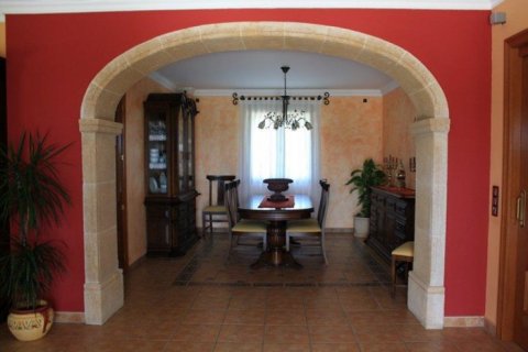 Villa till salu Benissa, Alicante, Spanien 5 sovrum, 272 kvm. Nr. 24862 - foto 5