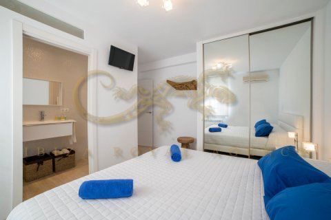Villa till salu i San Rafael, Ibiza, Spanien 5 sovrum, 400 kvm. Nr. 30832 - foto 14