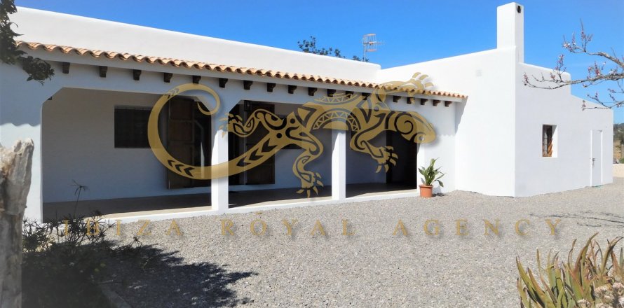 Villa i Sant Joan de Labritja, Ibiza, Spanien 4 sovrum, 240 kvm. Nr. 30846