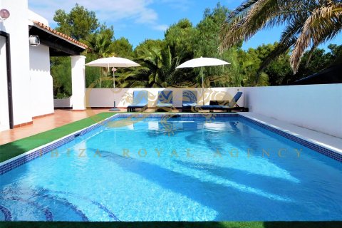 Villa för uthyrning i Sant Agusti des Vedra, Ibiza, Spanien 3 sovrum, 300 kvm. Nr. 30839 - foto 1