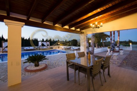 Villa till salu i San Rafael, Ibiza, Spanien 5 sovrum, 400 kvm. Nr. 30832 - foto 26