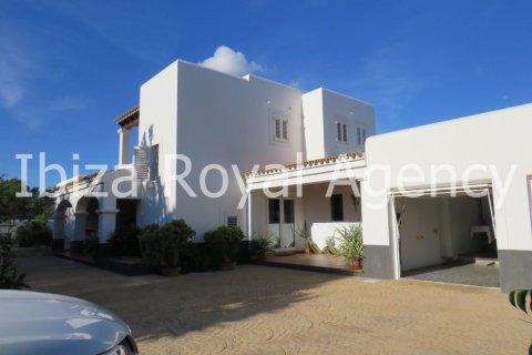 Villa till salu i San Jordi De Ses Salines, Ibiza, Spanien 3 sovrum, 200 kvm. Nr. 30867 - foto 2
