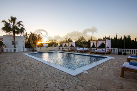 Villa till salu i San Rafael, Ibiza, Spanien 5 sovrum, 400 kvm. Nr. 30832 - foto 25