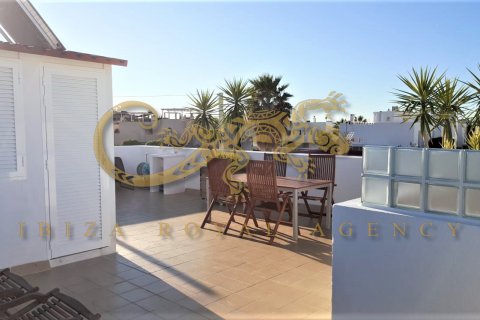 Hus till salu i Talamanca, Ibiza, Spanien 4 sovrum, 200 kvm. Nr. 30862 - foto 6
