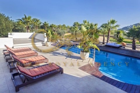 Villa till salu i Santa Eulalia Del Rio, Ibiza, Spanien 11 sovrum, 710 kvm. Nr. 30811 - foto 21