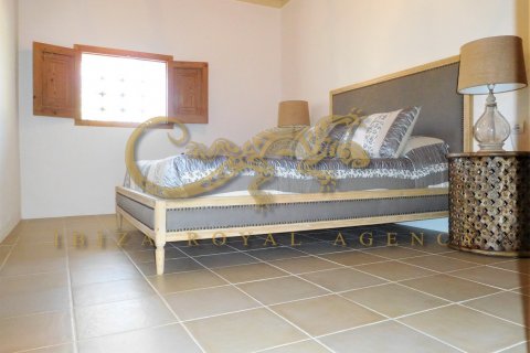 Villa för uthyrning i Sant Joan de Labritja, Ibiza, Spanien 4 sovrum, 240 kvm. Nr. 30846 - foto 24