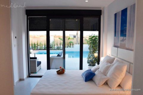 Villa till salu i Benijofar, Alicante, Spanien 3 sovrum, 121 kvm. Nr. 34624 - foto 6