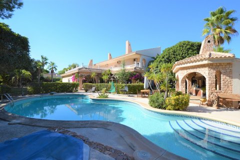 Villa till salu i La Zenia, Alicante, Spanien 6 sovrum, 650 kvm. Nr. 35319 - foto 2