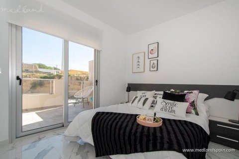 Villa till salu i Benijofar, Alicante, Spanien 3 sovrum, 133 kvm. Nr. 36827 - foto 10