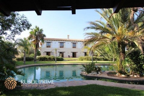 Villa till salu i Alcalali, Alicante, Spanien 5 sovrum,  Nr. 39374 - foto 1