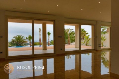 Villa till salu Moraira, Alicante, Spanien 4 sovrum, 497 kvm. Nr. 39358 - foto 18