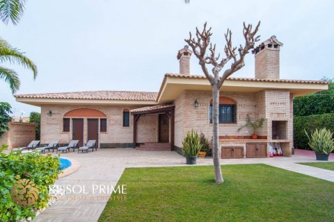 Villa till salu i San Vicente del Raspeig, Alicante, Spanien 5 sovrum, 739 kvm. Nr. 39573 - foto 5