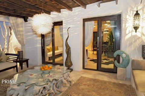 Villa till salu i Ibiza town, Ibiza, Spanien 9 sovrum, 635 kvm. Nr. 38219 - foto 5