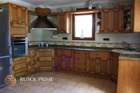 Villa till salu Benissa, Alicante, Spanien 5 sovrum, 272 kvm. Nr. 39353 - foto 7