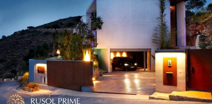 Villa Benidorm, Alicante, Spanien 4 sovrum, 491 kvm. Nr. 39459