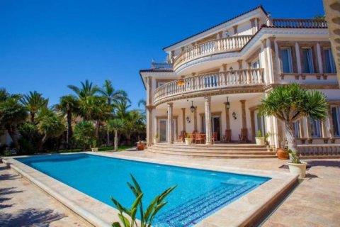 Villa till salu i Alicante, Spanien 6 sovrum, 750 kvm. Nr. 41732 - foto 2