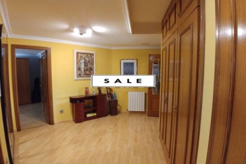 Lägenhet till salu Benidorm, Alicante, Spanien 5 sovrum, 245 kvm. Nr. 44334 - foto 7