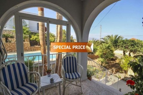 Villa till salu i La Nucia, Alicante, Spanien 3 sovrum, 179 kvm. Nr. 45685 - foto 7