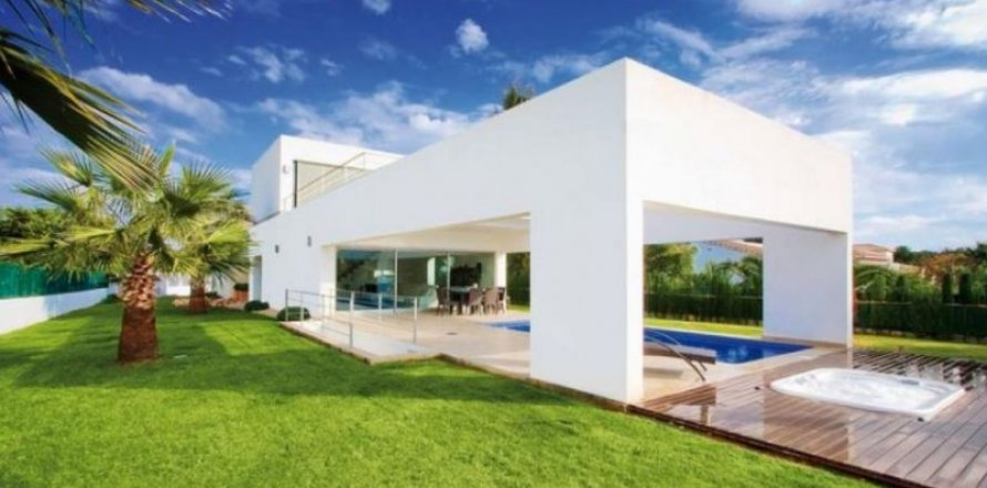 Villa i Javea, Alicante, Spanien 4 sovrum, 360 kvm. Nr. 45277