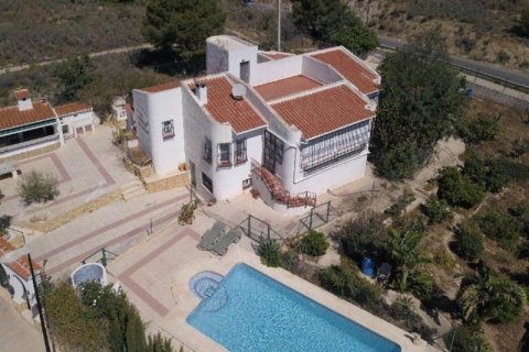 Villa till salu i La Nucia, Alicante, Spanien 3 sovrum, 150 kvm. Nr. 45697 - foto 1