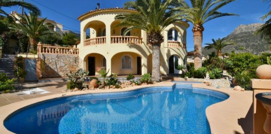 Villa i Calpe, Alicante, Spanien 5 sovrum, 300 kvm. Nr. 43745