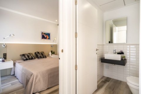Villa till salu Torrevieja, Alicante, Spanien 3 sovrum, 264 kvm. Nr. 44492 - foto 5