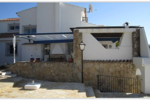 Villa till salu i Calpe, Alicante, Spanien 5 sovrum,  Nr. 45577 - foto 1