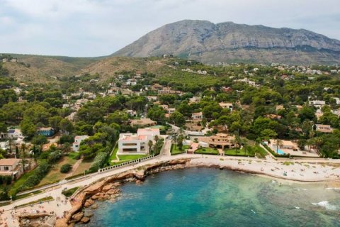 Villa till salu Denia, Alicante, Spanien 4 sovrum, 863 kvm. Nr. 42083 - foto 2