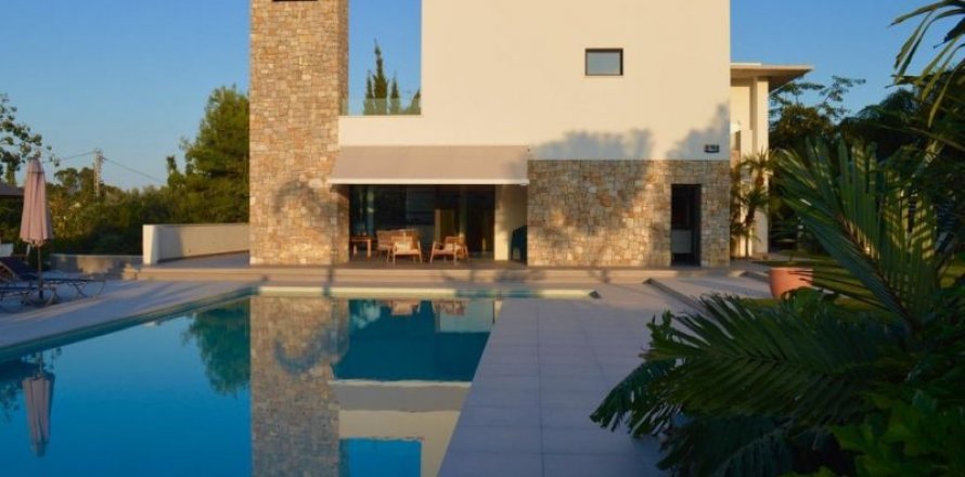Villa i Alicante, Spanien 4 sovrum, 615 kvm. Nr. 42813