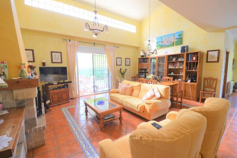 Villa till salu Punta Prima, Alicante, Spanien 4 sovrum, 290 kvm. Nr. 46734 - foto 6