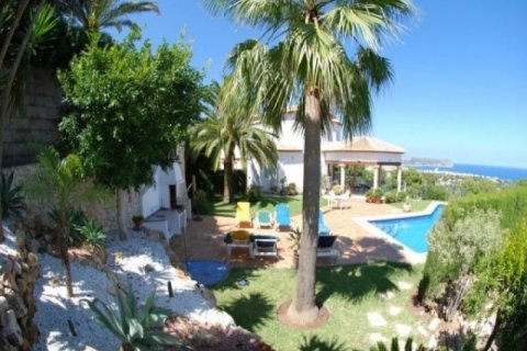 Villa till salu i Javea, Alicante, Spanien 4 sovrum, 400 kvm. Nr. 45712 - foto 4