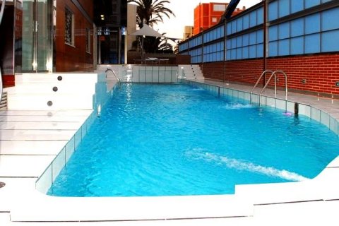 Villa till salu Alicante, Spanien 6 sovrum, 1 kvm. Nr. 45211 - foto 5