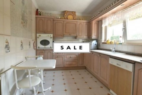 Villa till salu i Calpe, Alicante, Spanien 4 sovrum, 280 kvm. Nr. 45497 - foto 8