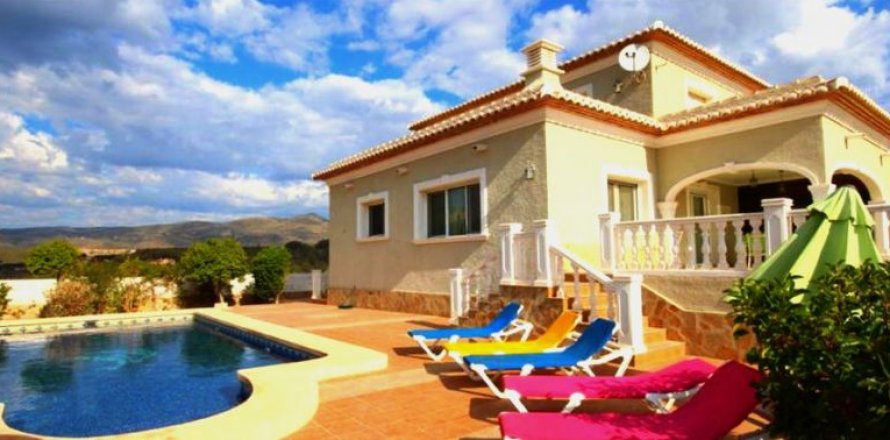 Villa i Calpe, Alicante, Spanien 5 sovrum, 365 kvm. Nr. 43480