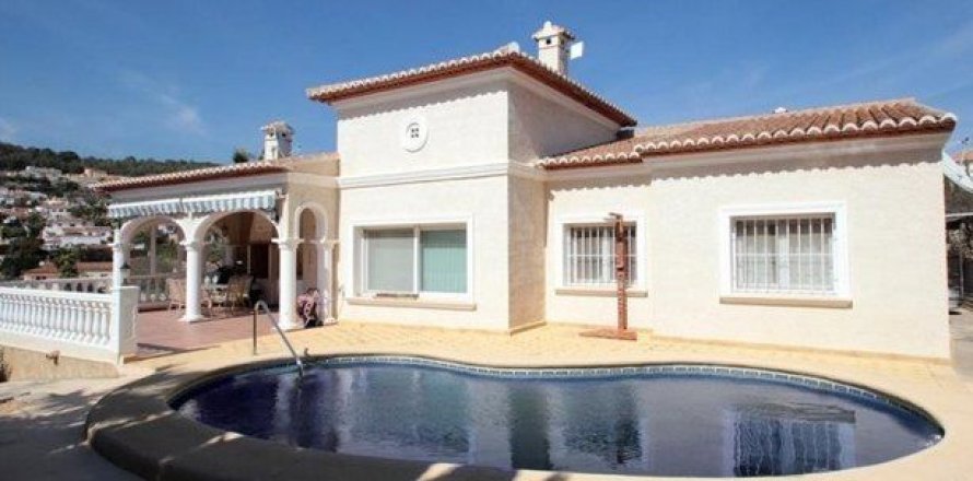 Villa i Calpe, Alicante, Spanien 3 sovrum, 180 kvm. Nr. 44723
