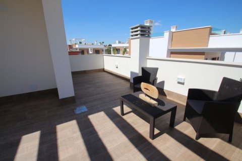 Villa till salu La Manga del Mar Menor, Murcia, Spanien 3 sovrum, 127 kvm. Nr. 43284 - foto 2
