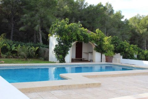 Villa till salu i Javea, Alicante, Spanien 4 sovrum, 320 kvm. Nr. 44007 - foto 2