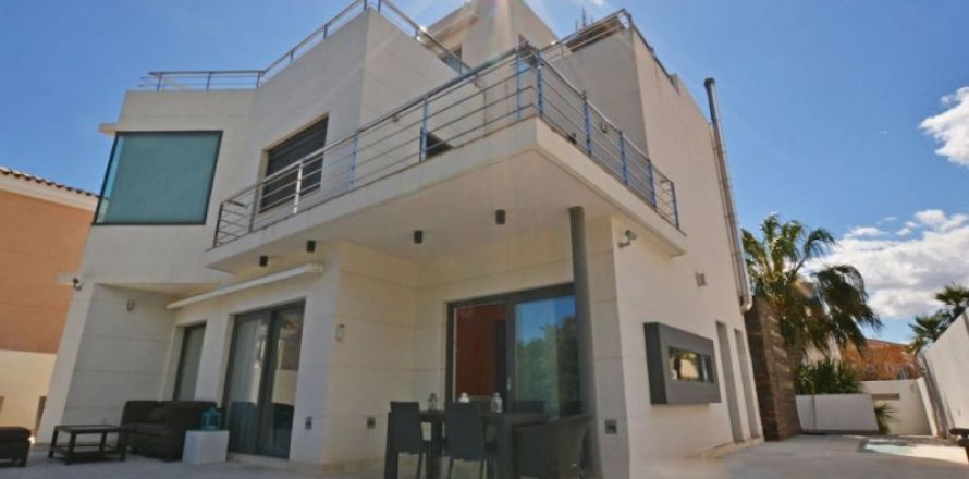 Villa i Alicante, Spanien 5 sovrum, 490 kvm. Nr. 44776