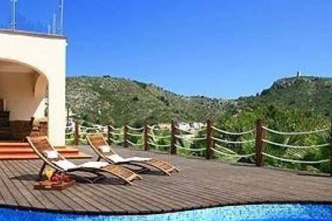 Villa till salu i Moraira, Alicante, Spanien 3 sovrum, 320 kvm. Nr. 44387 - foto 9