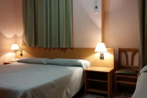 Hotell till salu i Alicante, Spanien 30 sovrum, 820 kvm. Nr. 44092 - foto 7