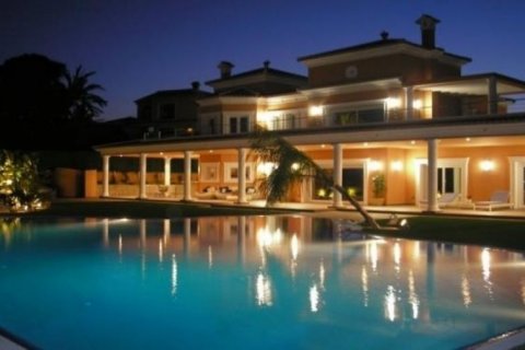 Villa till salu i Moraira, Alicante, Spanien 4 sovrum, 885 kvm. Nr. 45659 - foto 4