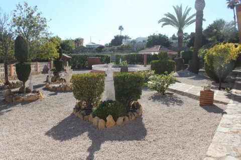 Villa till salu i La Nucia, Alicante, Spanien 2 sovrum, 253 kvm. Nr. 43684 - foto 6