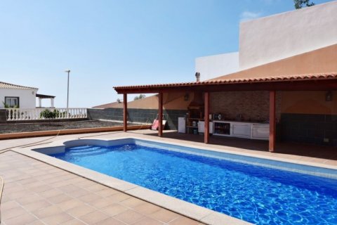 Villa till salu i Adeje, Tenerife, Spanien 4 sovrum, 750 kvm. Nr. 44479 - foto 9