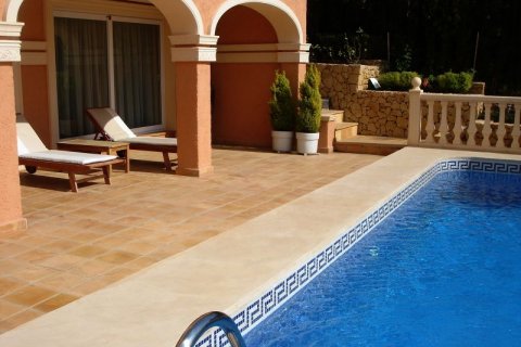 Villa till salu i Altea, Alicante, Spanien 5 sovrum, 480 kvm. Nr. 42724 - foto 4