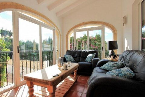 Villa till salu Javea, Alicante, Spanien 3 sovrum, 197 kvm. Nr. 44083 - foto 8