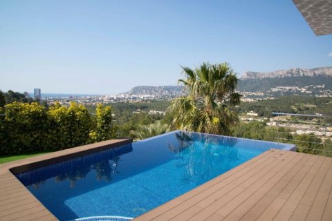 Villa till salu i Calpe, Alicante, Spanien 5 sovrum, 240 kvm. Nr. 43952 - foto 4