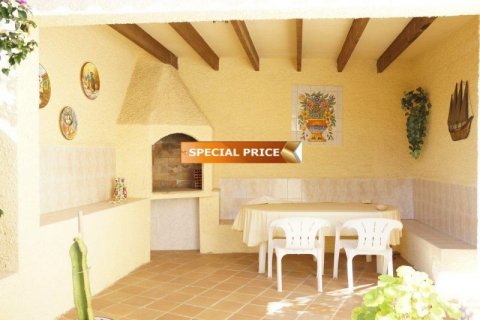 Villa till salu i Calpe, Alicante, Spanien 3 sovrum, 217 kvm. Nr. 45010 - foto 10